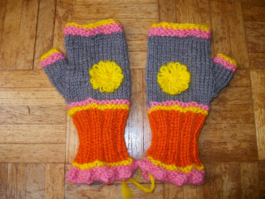Fingerless Gloves Handknit in Handspun Shropshire Yarn