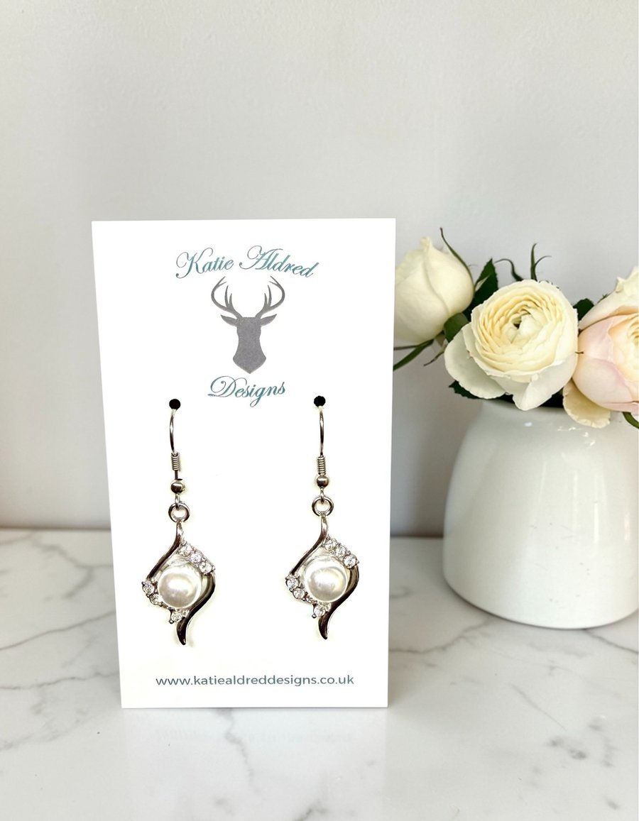 Charm Earrings - Silver Rhinestone Pearl Drop