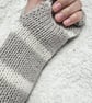 Women's Hand-Knitted Striped Beige & Cream Stretch Fingerless Gloves