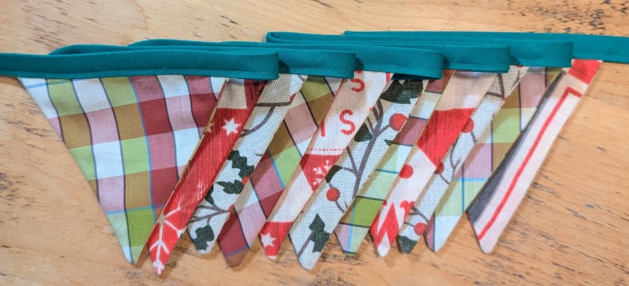 Mini Christmas Bunting - Recycled Material - 1.5m - Homeware and Camping 