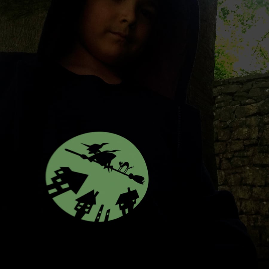 WITCH Glow in the dark T shirt