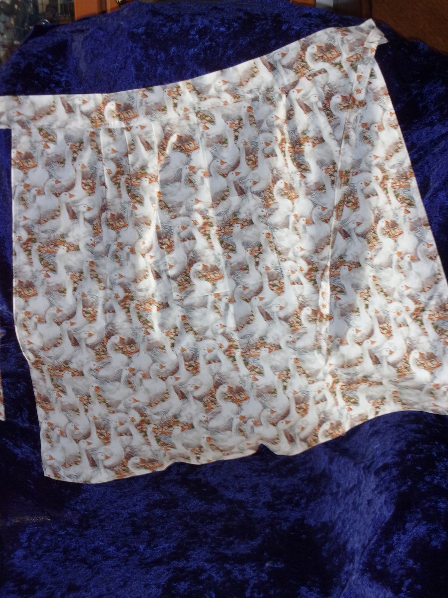 REDUCED PRICE Half Apron with All Over Geese