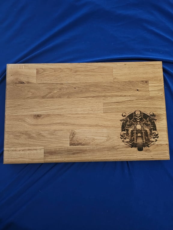 Biker solid oak chopping board