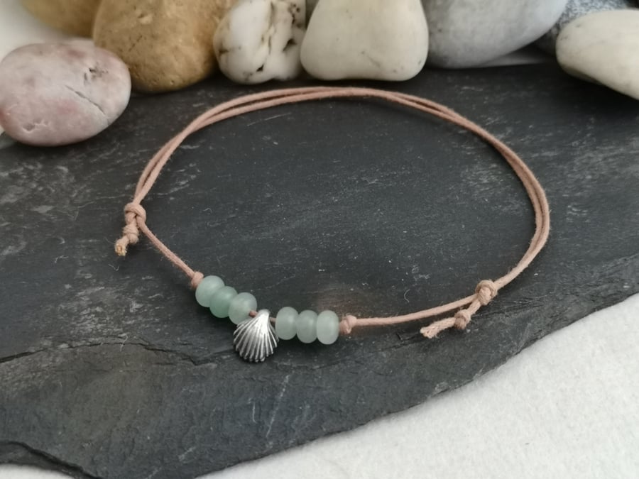 Adjustable cotton cord anklet with green aventurine and shell charm