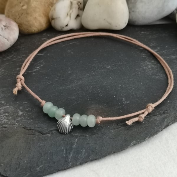 Adjustable cotton cord anklet with green aventurine and shell charm