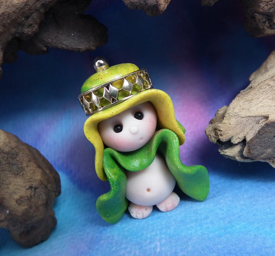 Bare King 'Lennis' Tiny Royal Gnome 'King's-new-clothes' OOAK Sculpt Ann Galvin