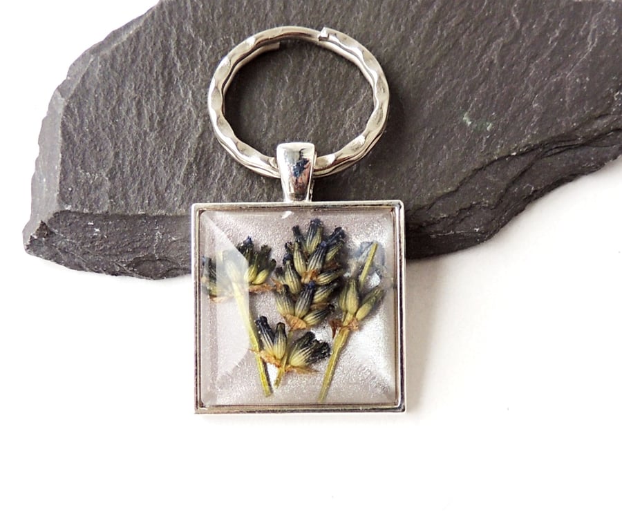 Lavender Flower Keyring (SECONDS)  060aa
