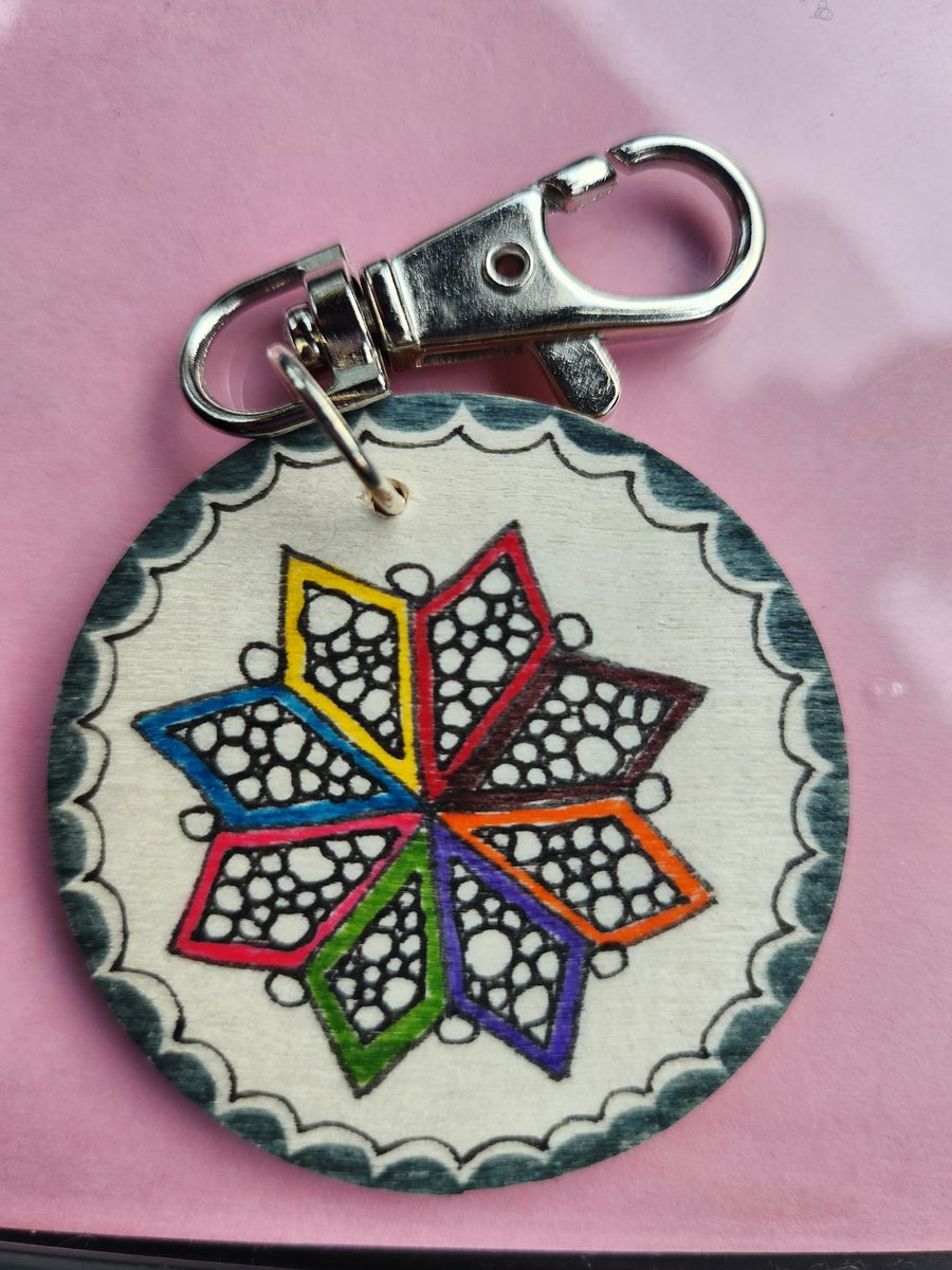 Hand drawn star keyring
