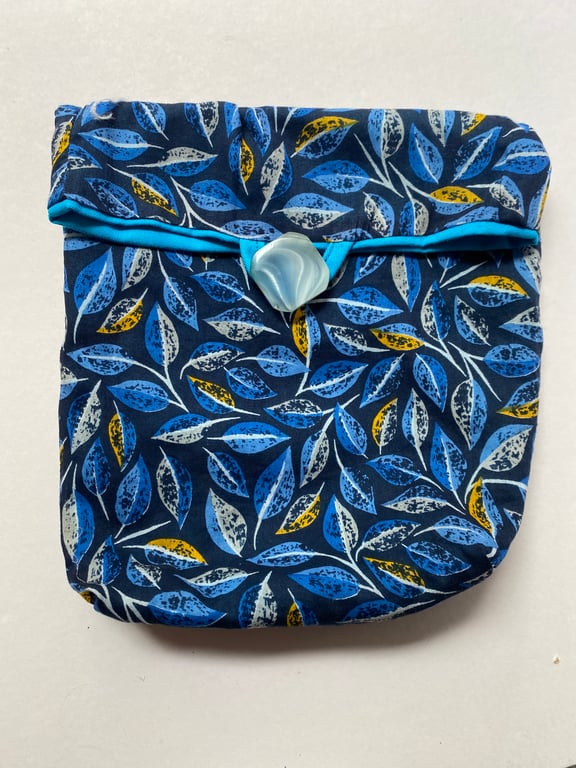 Fully lined button fastening tidy all bag