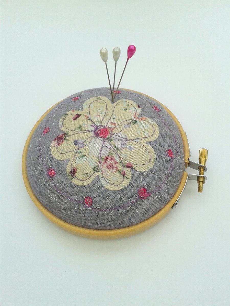 Pin Cushion, Pincushion, Needle Minder, Embroidery Hoop Pincushion, 