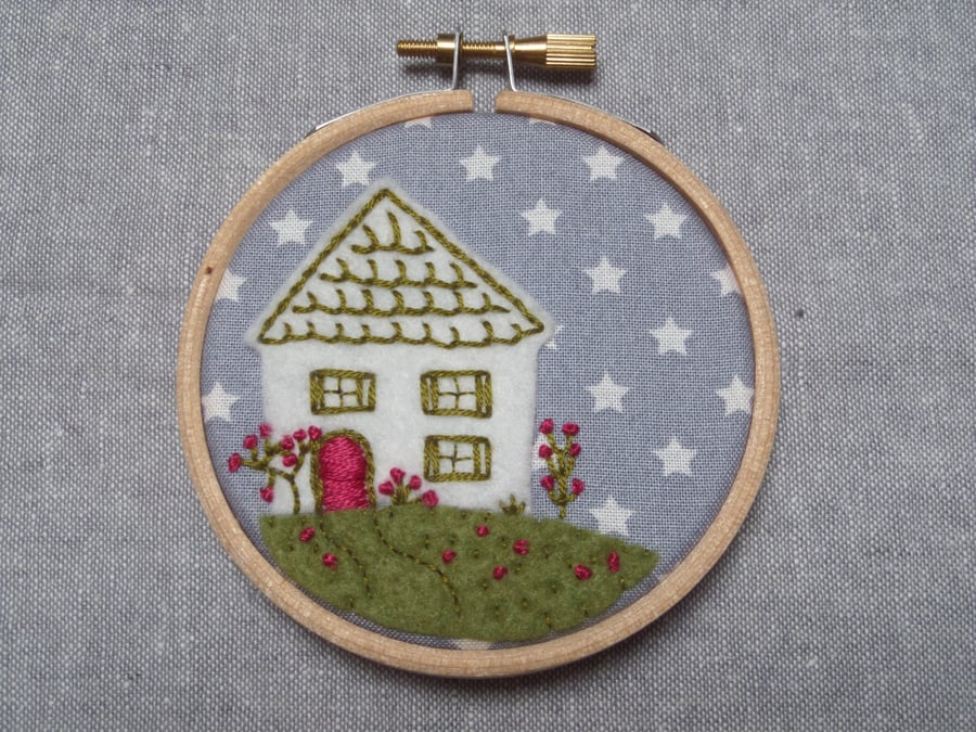 Tiny House and Starry Sky Embroidery Hoop Art