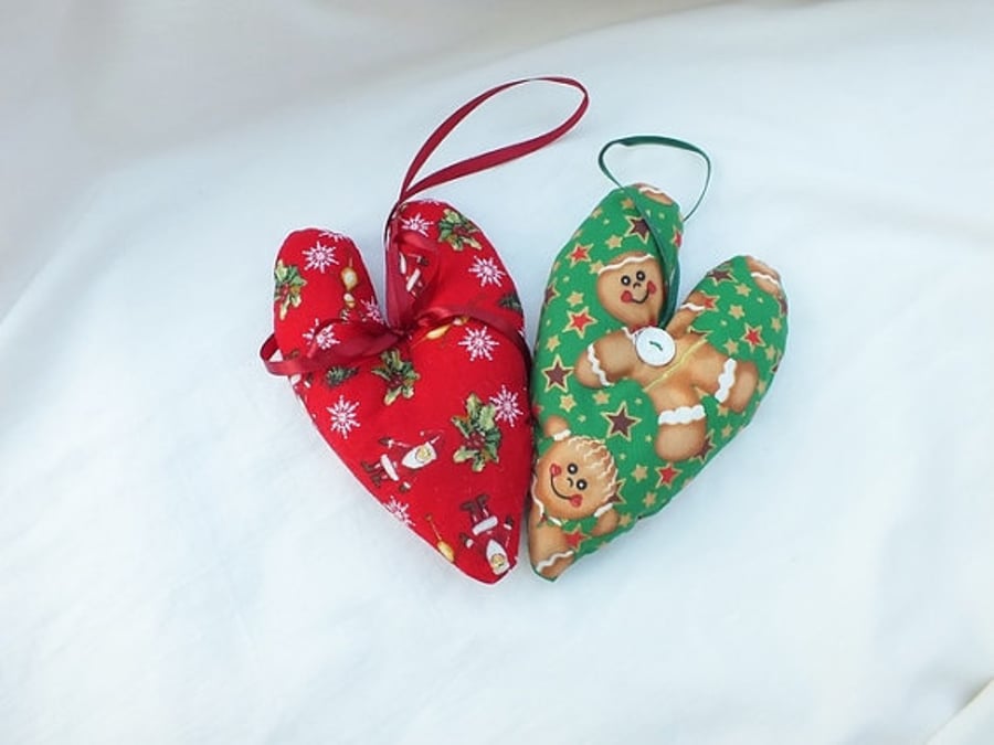 Christmas Hearts Decorations, Traditional Christmas Decor, Gingerbread Men Decor