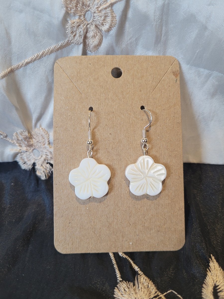 S925 Sterling Silver Earrings - White Petals 