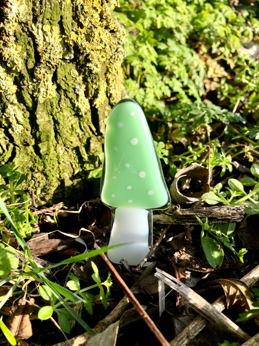 Unique fused glass tall light green mushroom garden plant pot decoration 