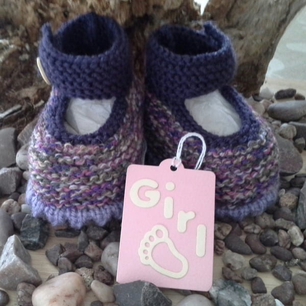 Luxery Girl's Hand Knitted Shoes with wool and cotton 0-6 months