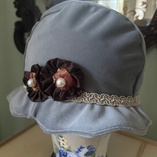 Soft Velvet, Vintage Style, Cloche Flapper Hat