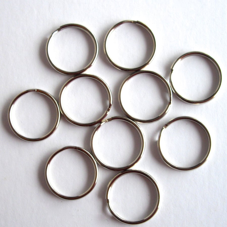 10 x 2 cm Silvertone Split Rings