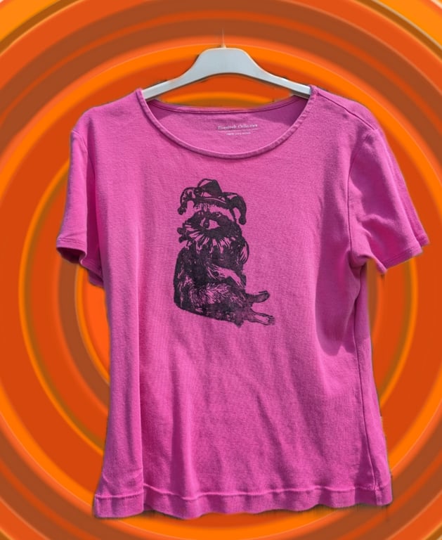 Handprinted lino jester raccoon upcycled t-shirt medium 