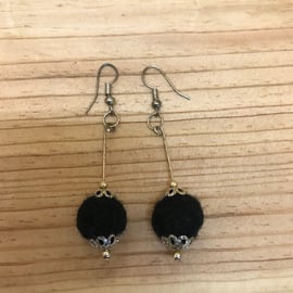  Felt Earrings. (319)