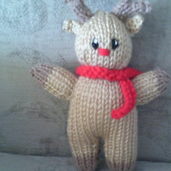 Small Reindeer Knitted Christmas Decoration