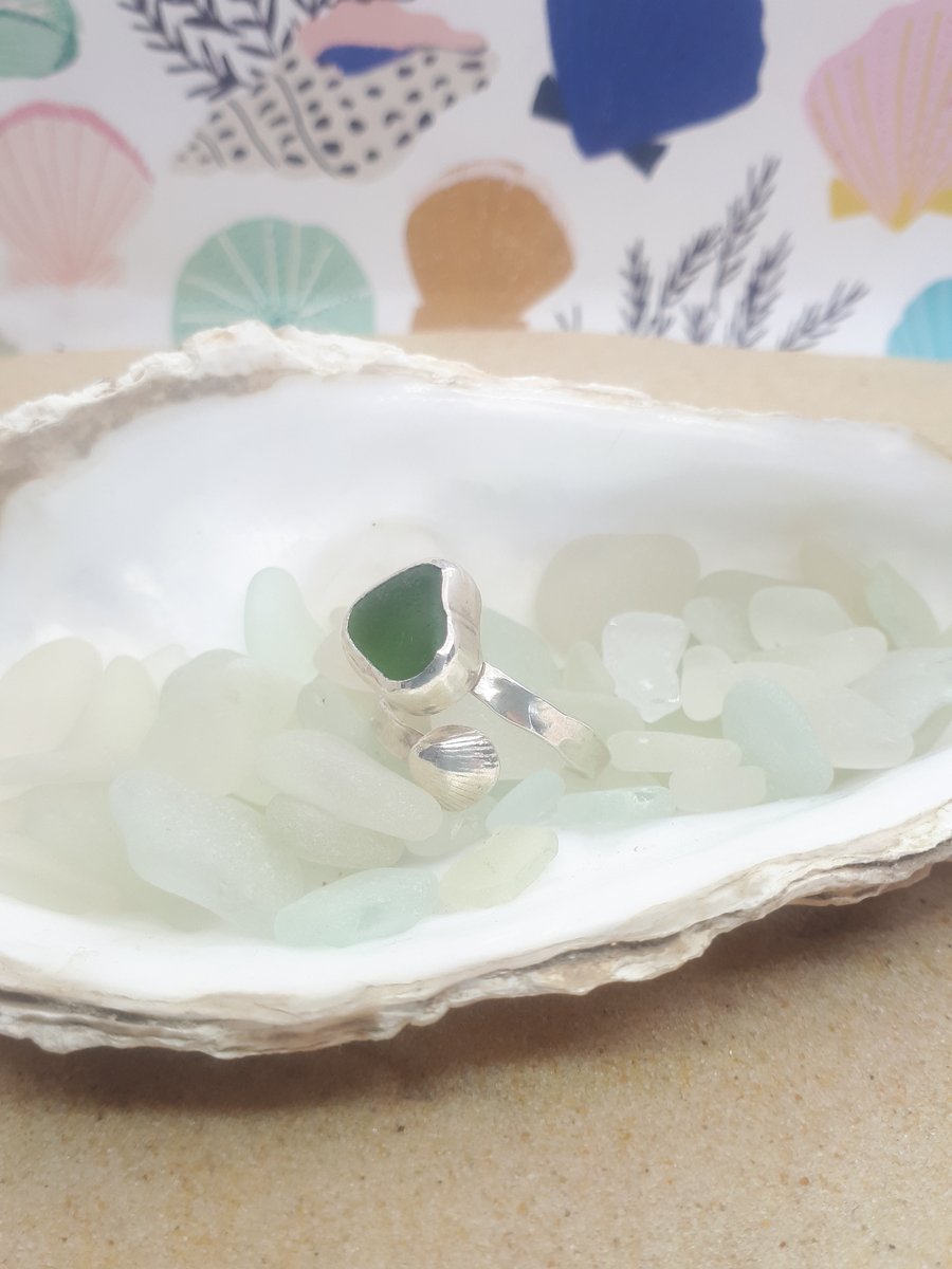 Moss green sea glass and cockle adjustable ring 