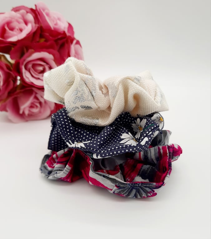 Set of 3 scrunchies, cream, navy and raspberry pink.