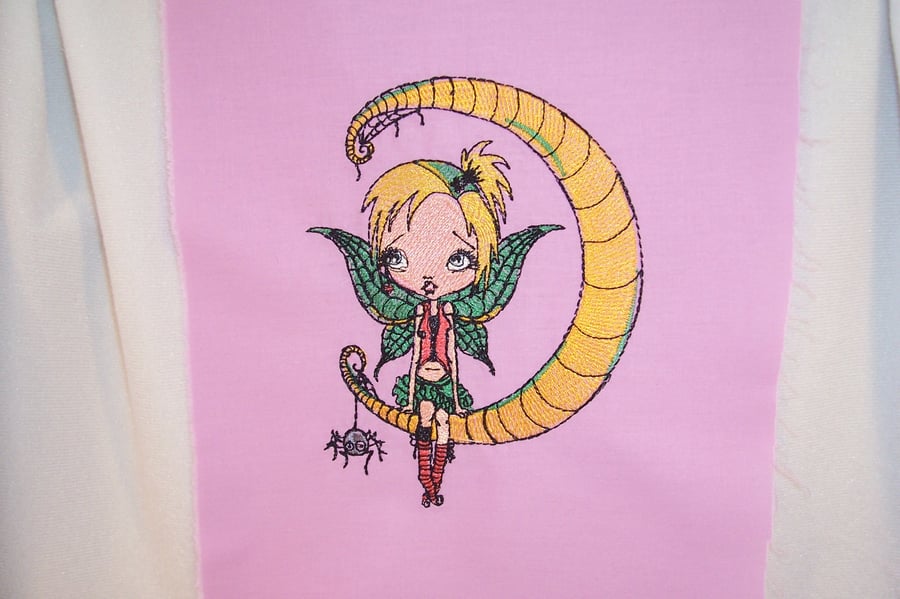 5 Machine Embroidered Fabric Squares, Ready to Use in Home Decor, Soft Crafts.