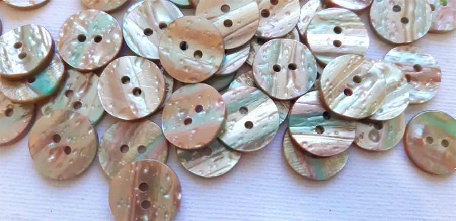 20 Rainbow mother-of-pearl buttons 15mm