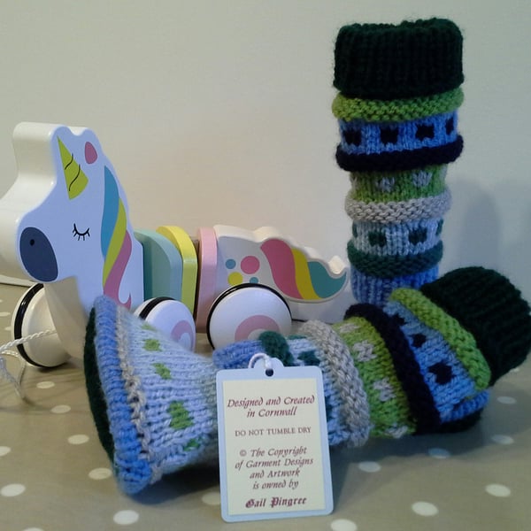 Baby Booties and Leg Warmer Set 3-9  months size