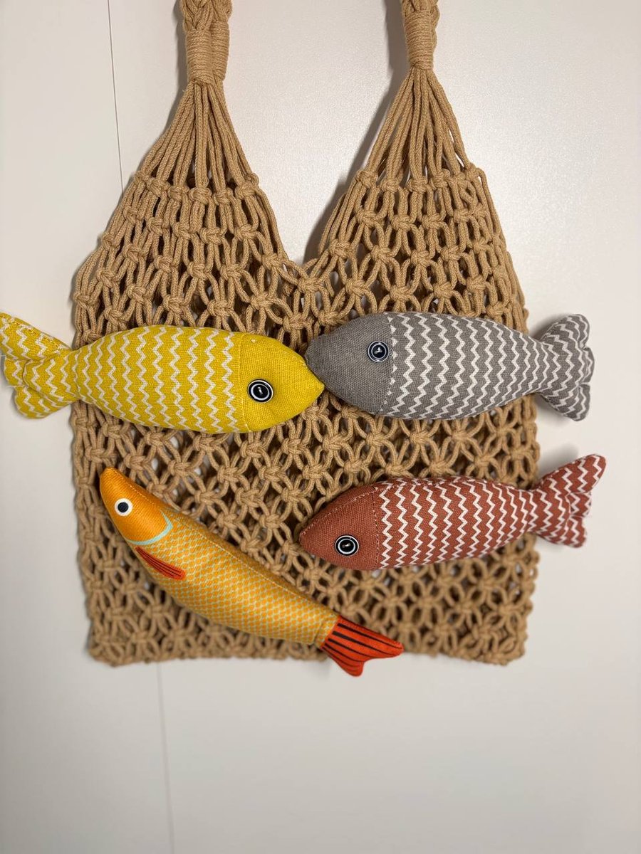 Brown summer woven beach bag shopper with playful fish details