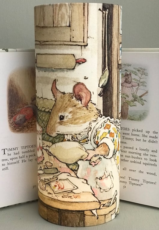 NEW Brambly Hedge - Tall Night Light