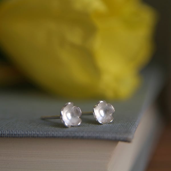 Tiny Flower Stud Earrings - Forget Me Not - Sterling Silver - Flower Girl
