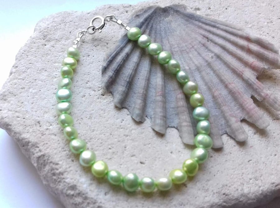 Boho Pale Green Freshwater Pearl Bracelet - 6mm pearls