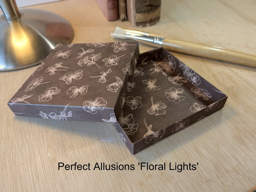 A handmade, ultra-thin gift box - 'Floral Lights'