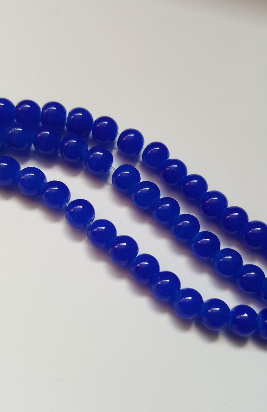 50 x Imitation Jade Glass Beads - Round - 6mm - Royal Blue 