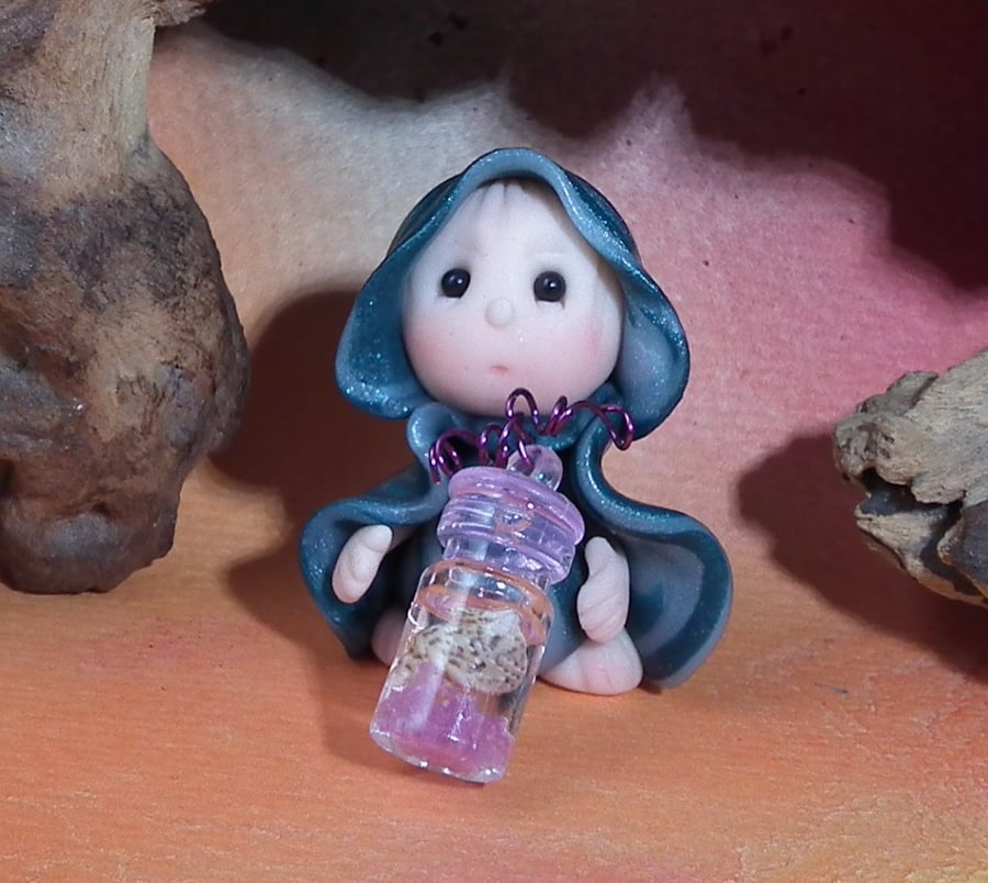 Tiny Beachcomber Gnome 'Darcie' with shell in jar OOAK Sculpt by Ann Galvin
