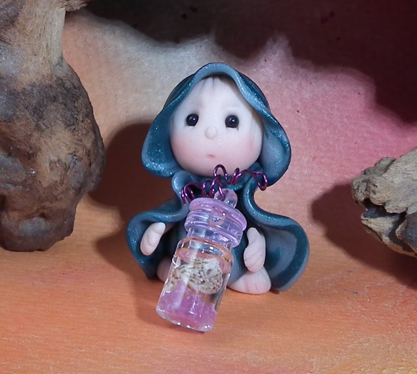 Tiny Beachcomber Gnome 'Darcie' with shell in jar OOAK Sculpt by Ann Galvin