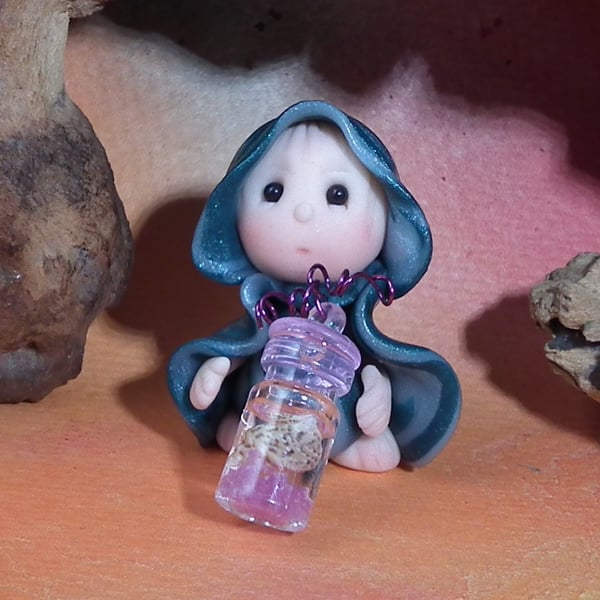 Tiny Beachcomber Gnome 'Darcie' with shell in jar OOAK Sculpt by Ann Galvin