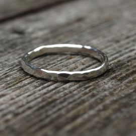 Hammered Ring 2mm