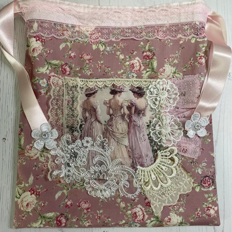 Tea Room - Drawstring Bag, Roses, Edwardian Ladies  by Carolee Crafts PB3 - 0001