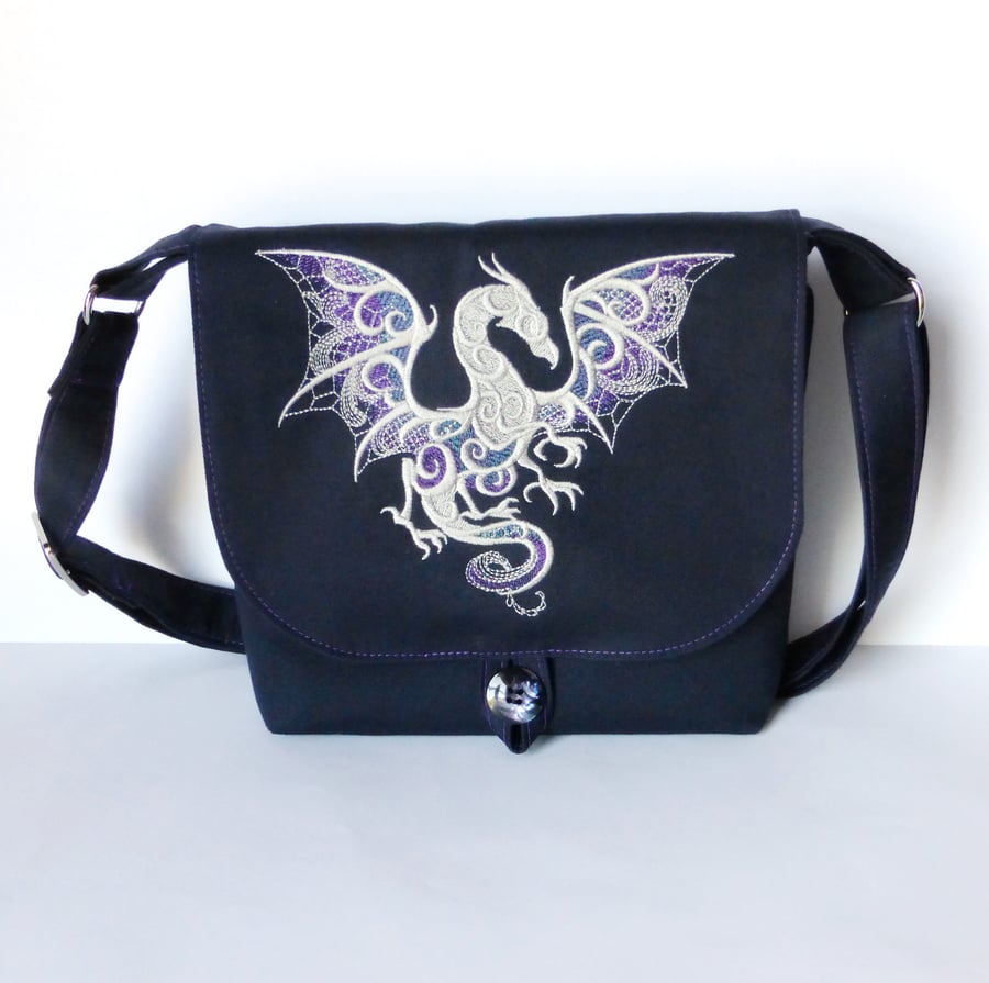 Small embroidered dragon shoulder bag