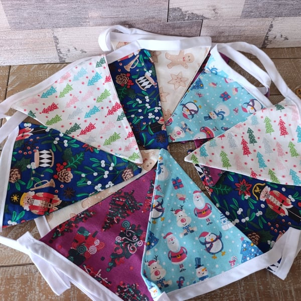 Nutcrackers, snowmen and gingerbread Christmas bunting 