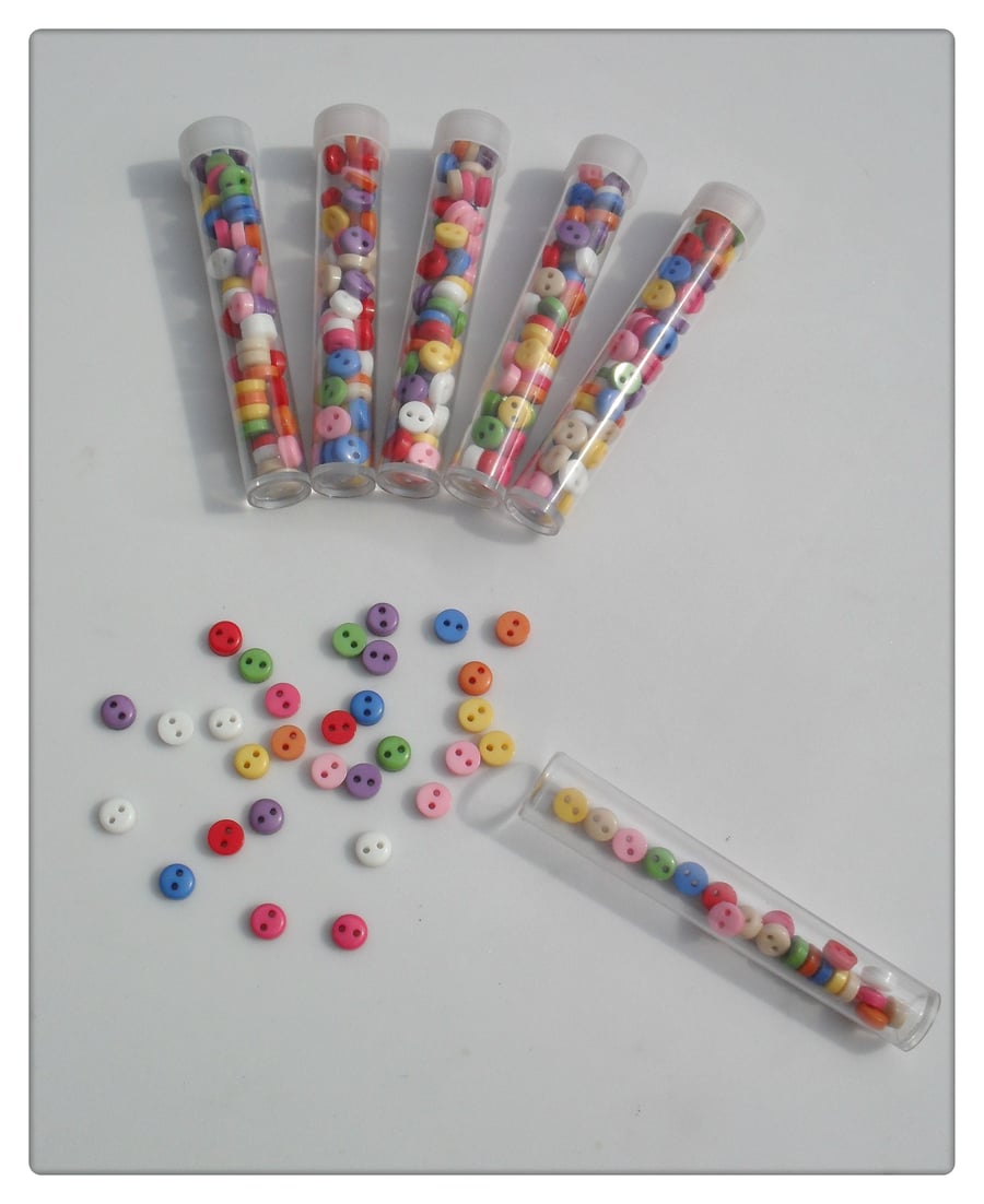 1 x Filled Storage Tube - 7.5cm - 6mm Resin Buttons - Mixed Colour 