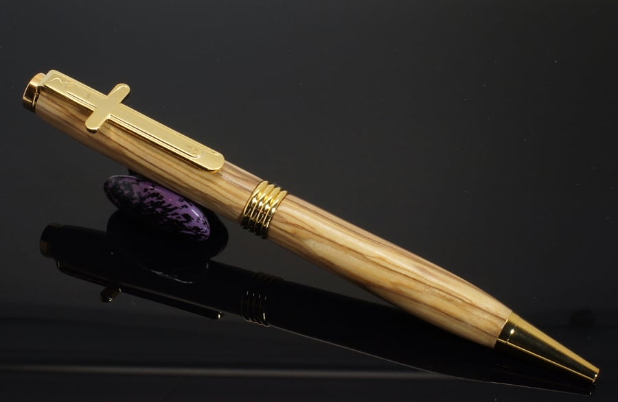 Bethlehem Olive Cross Pen