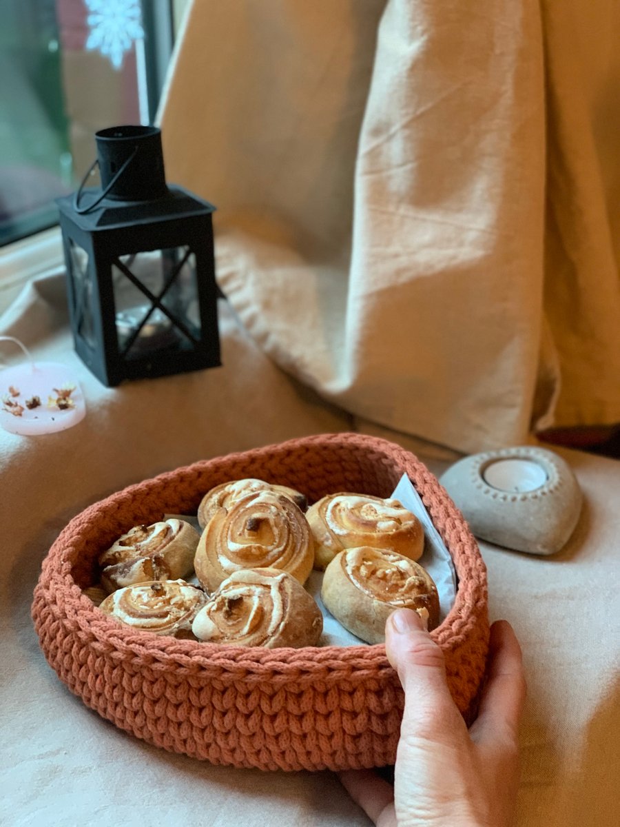 Triangle terracotta basket, small storage, home decoration