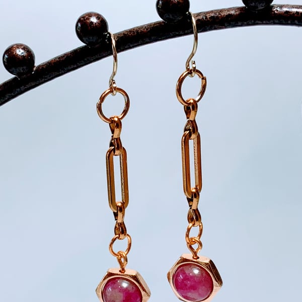 Gold Paperclip Chain Bead Earrings.