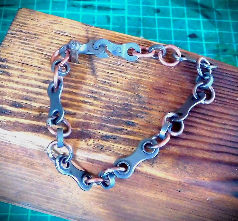 Half Link Bike Chain Bracelet, Unisex, ideal for cyclists and mountain bikers