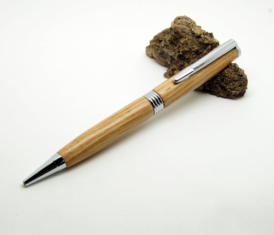 English Oak Streamline twist pen