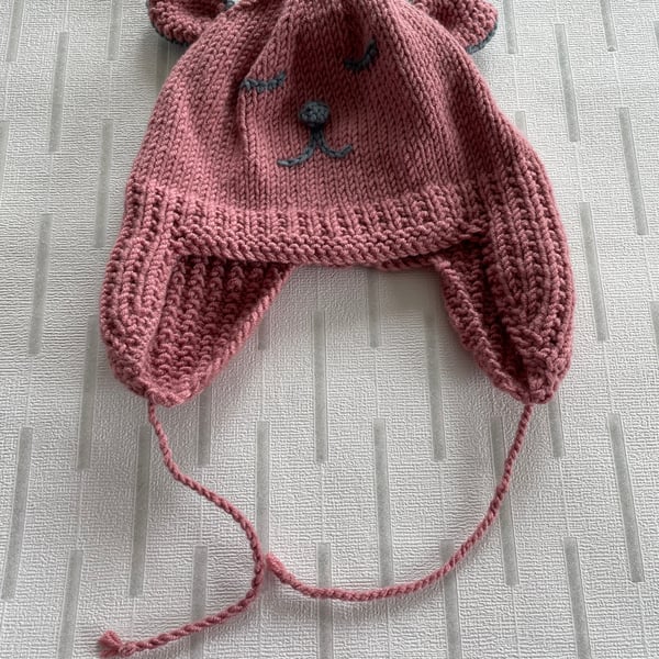 Happy bear face hat with ear flaps