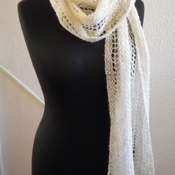 Handspun and Hand-knitted luxury Scarf in North Ronaldsay Wool